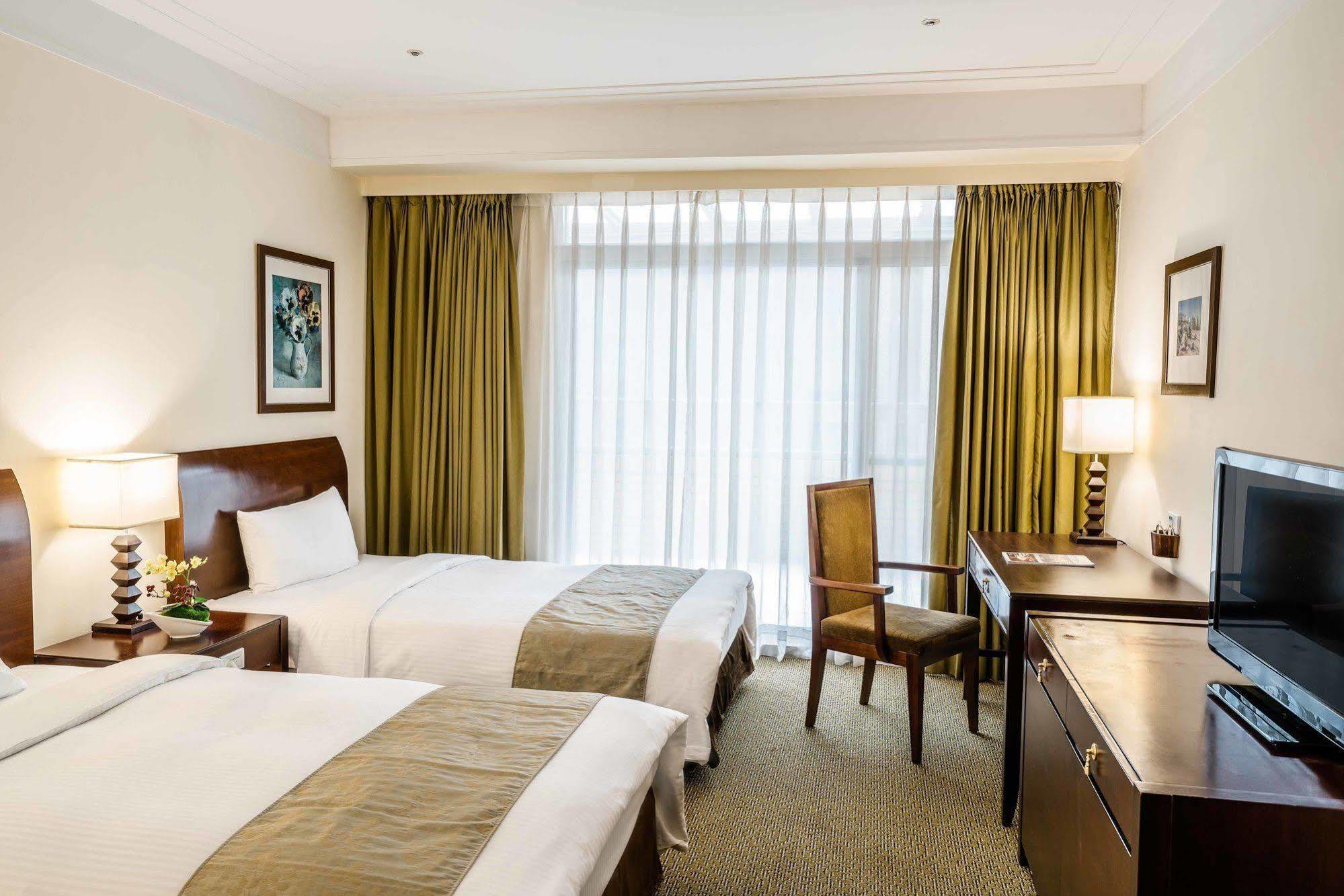 Fullon Poshtel Jhongli Hotel Csungli Kültér fotó